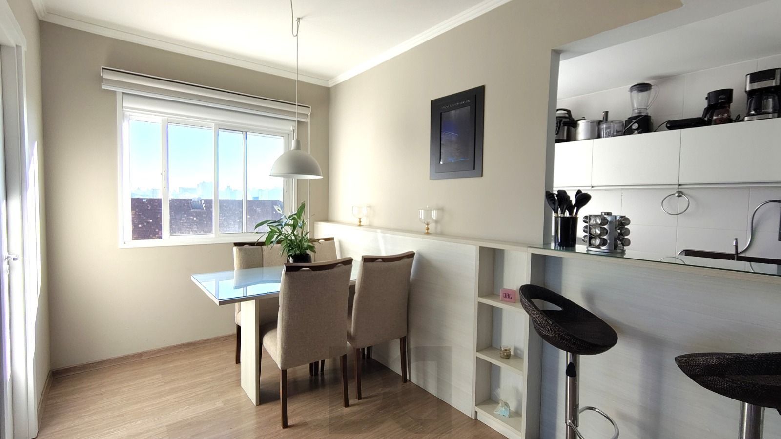 Apartamento de 2 dormitórios, 1 vaga, no bairro São José. — foto 8
