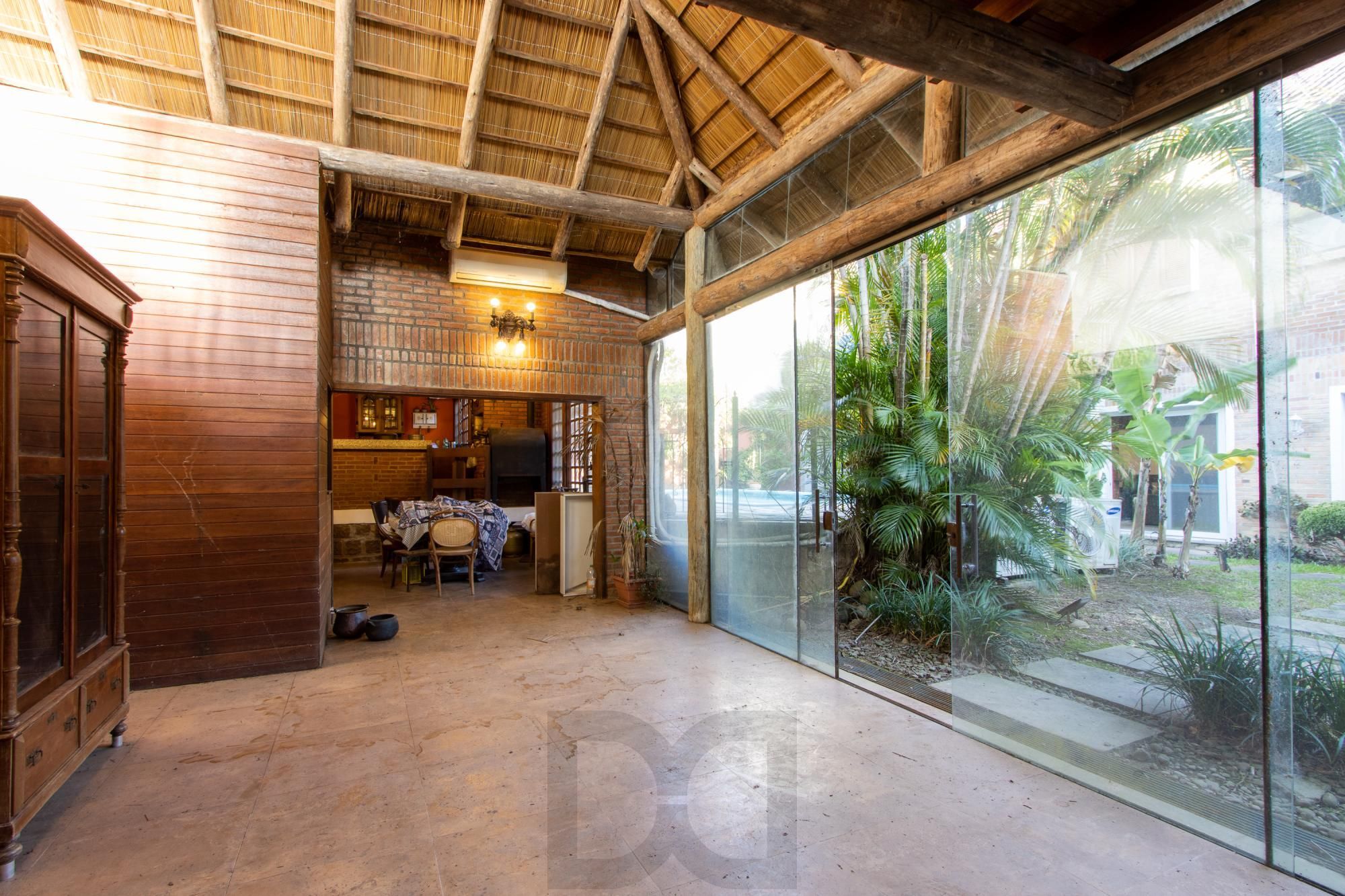 Excelente Casa em Condominio Fechado com 440,60m Dormitórios, sendo 2 Suítess — foto 35