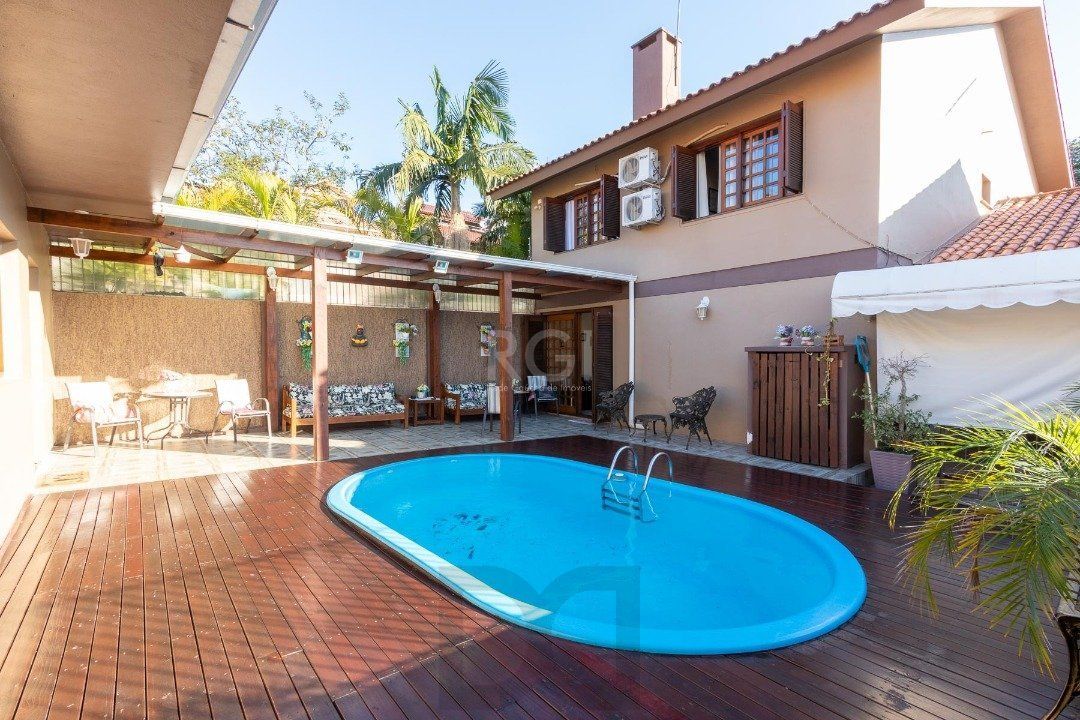 Patio com piscina