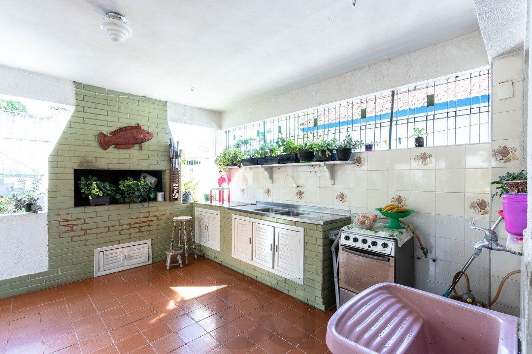 Casa para Venda - 280m², 3 dormitórios, sendo 1 suites, 2 vagas - Nonoai — foto 15