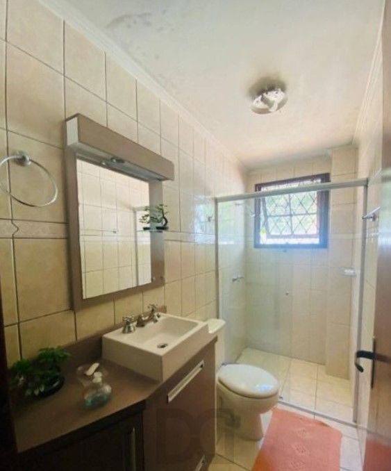 Casa 4 dormitórios, localizada no bairro Hípica, em Porto Alegre. — foto 18