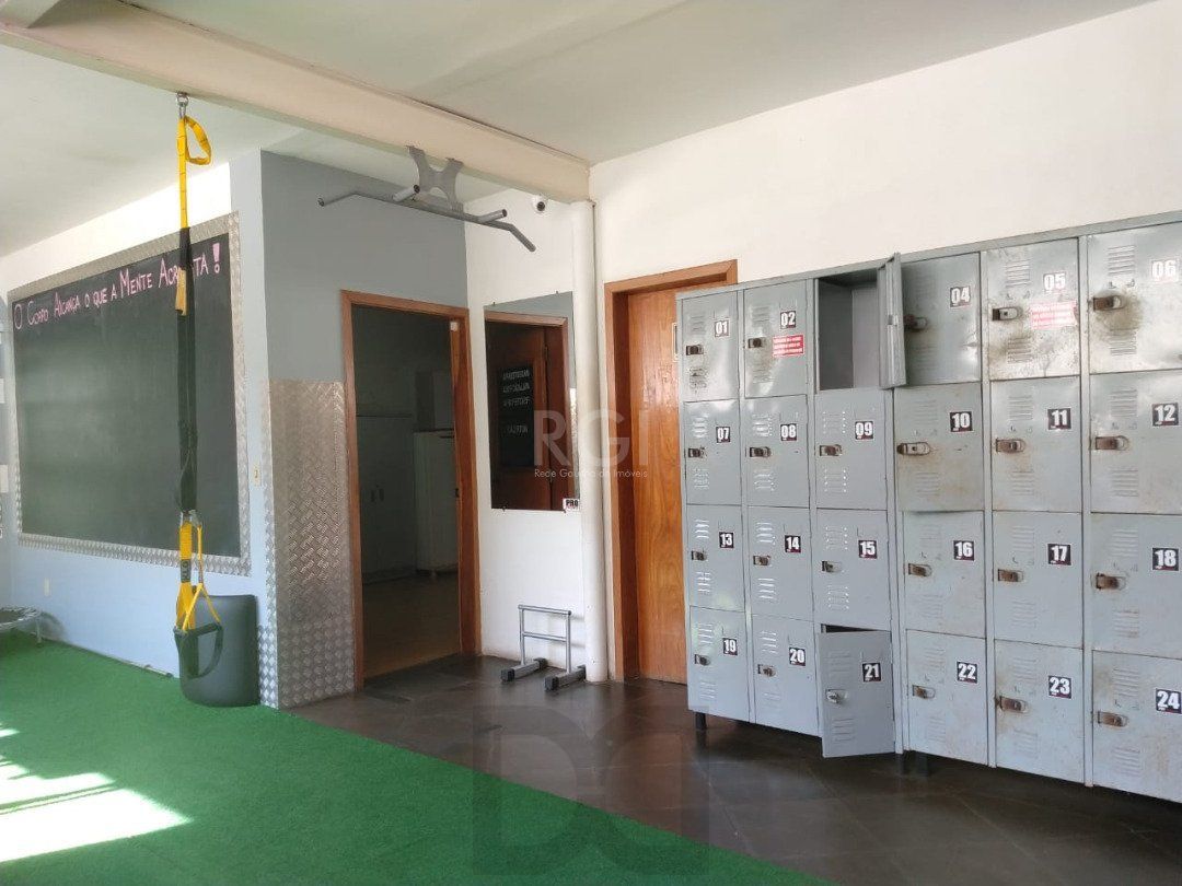 Casa para Venda - 322.4m², 2 dormitórios, 7 vagas - Cristal — foto 28