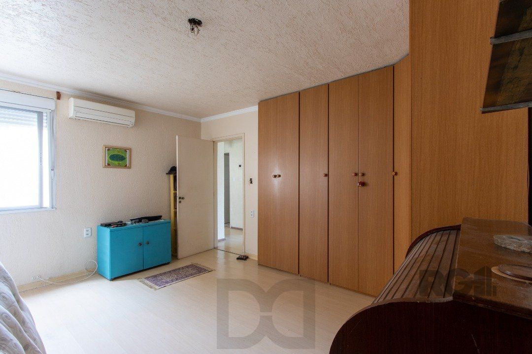 Casa para Venda - 239m², 5 dormitórios, sendo 1 suites, 2 vagas - Hipica — foto 23