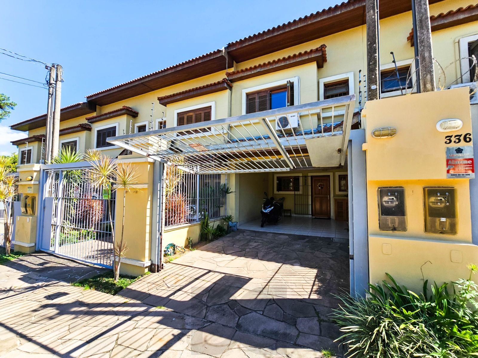 Casa 3 dormitórios I Suíte I Lareira - Bairro Tristeza — foto 1
