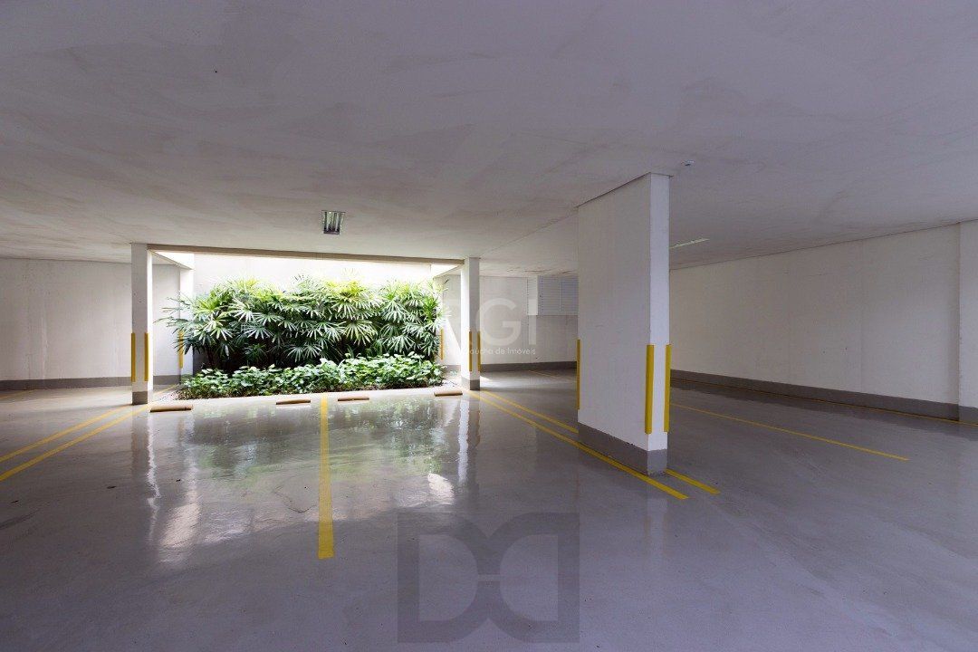 Cobertura para Venda - 319.17m², 3 dormitórios, sendo 3 suites, 4 vagas - Cristal — foto 51