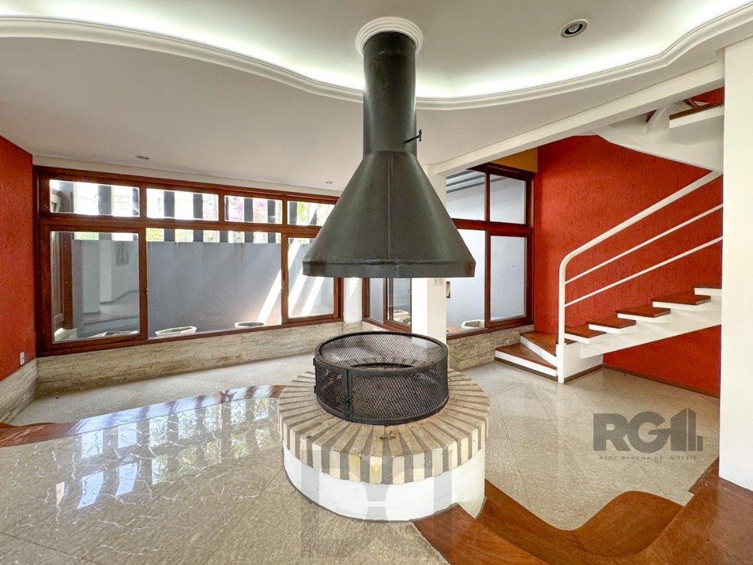 Com 4 suítes espaçosas, incluindo uma master com closet, — foto 47
