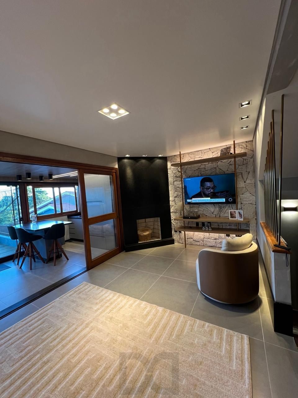 Casa em condomínio fechado para venda no bairro Jardim Isabel, com aproximadamente 204m² de área privativa,. — foto 4