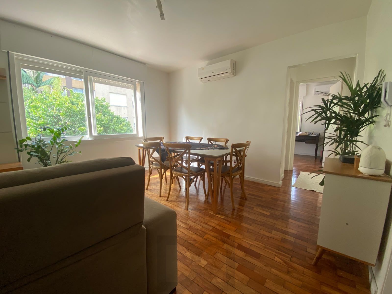Apartamento de 2 quartos, 2 banheiros e 1 vaga no bairro Rio Branco. — foto 3