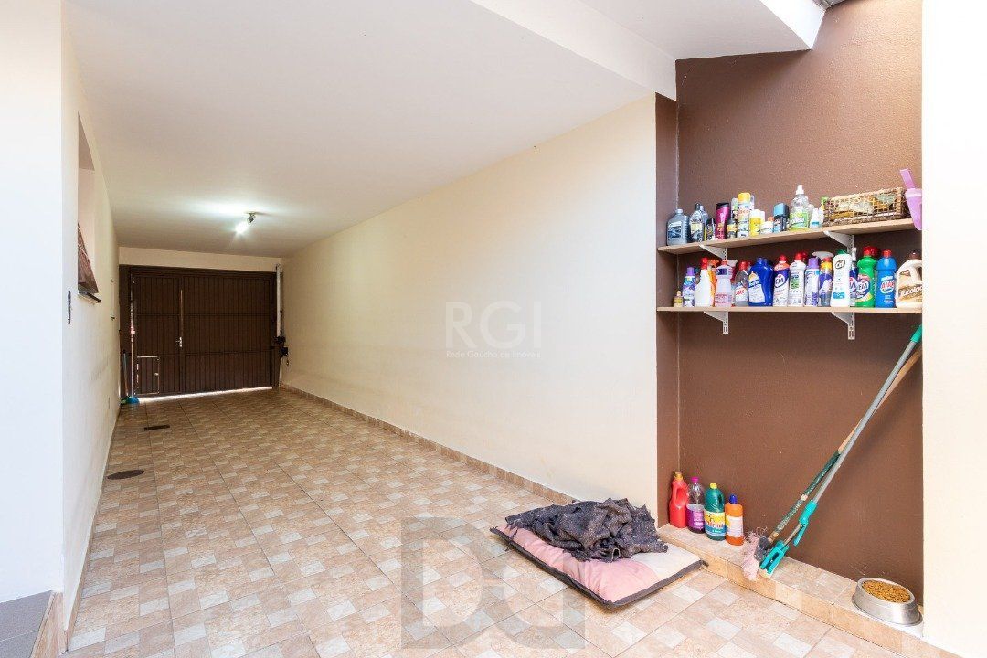Garagem 2 carros.