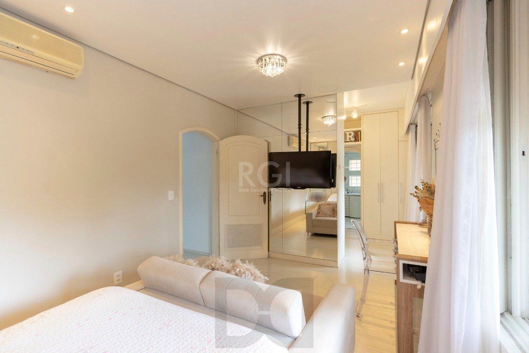 Casa para Venda - 800m², 3 dormitórios, sendo 3 suites, 4 vagas - Vila Assunção — foto 29