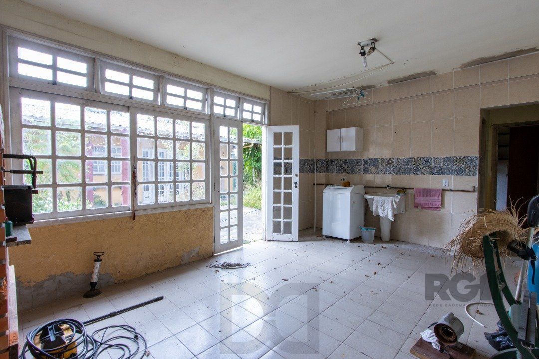 Casa para Venda - 239m², 5 dormitórios, sendo 1 suites, 2 vagas - Hipica — foto 37