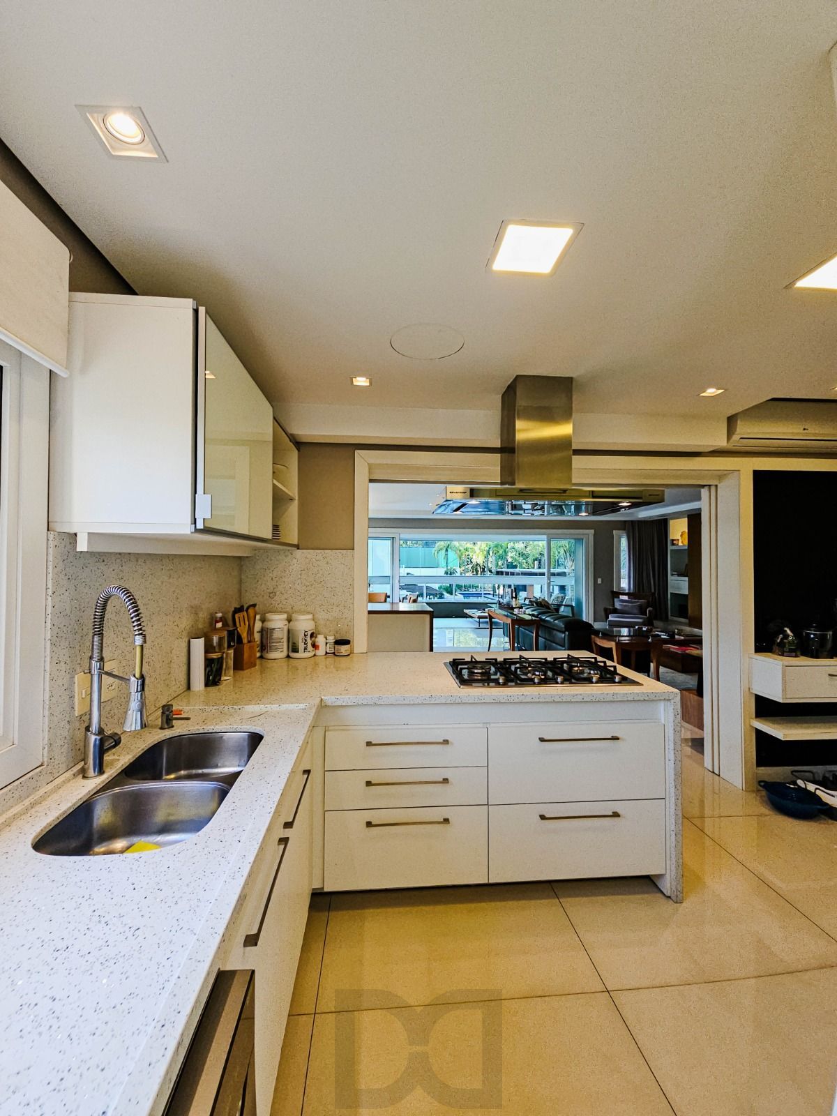 Apartamento com 202m², 3 suítes, lareira, churrasqueira, 3 vagas, infraestrutura completa, no Bela Vista. — foto 9