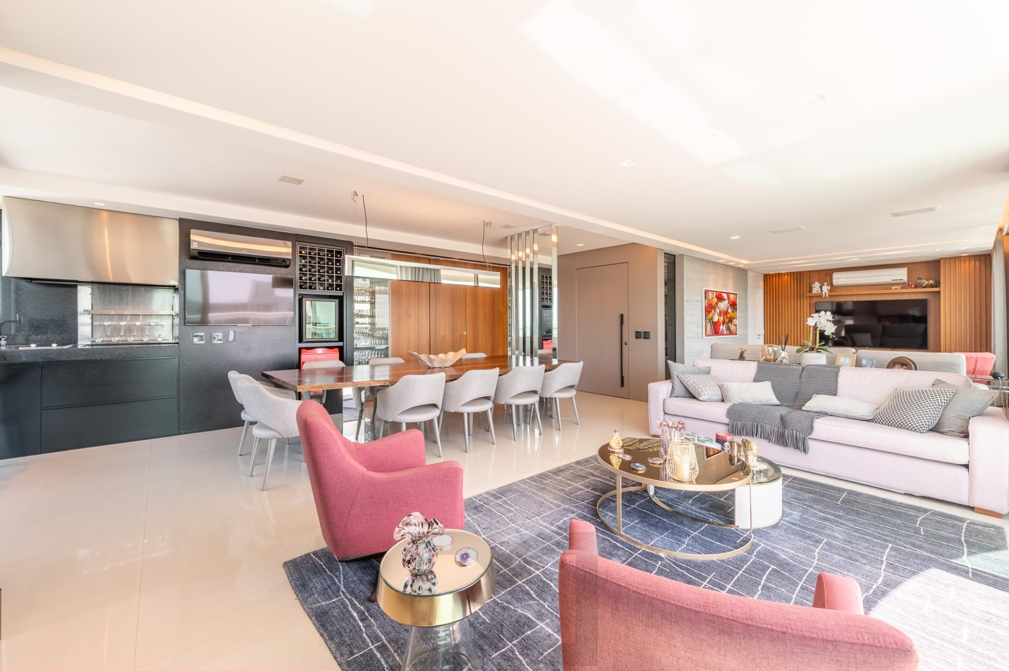 Apartamento com 204m², 3 dorm, 5 vagas no Petrópolis — foto 17