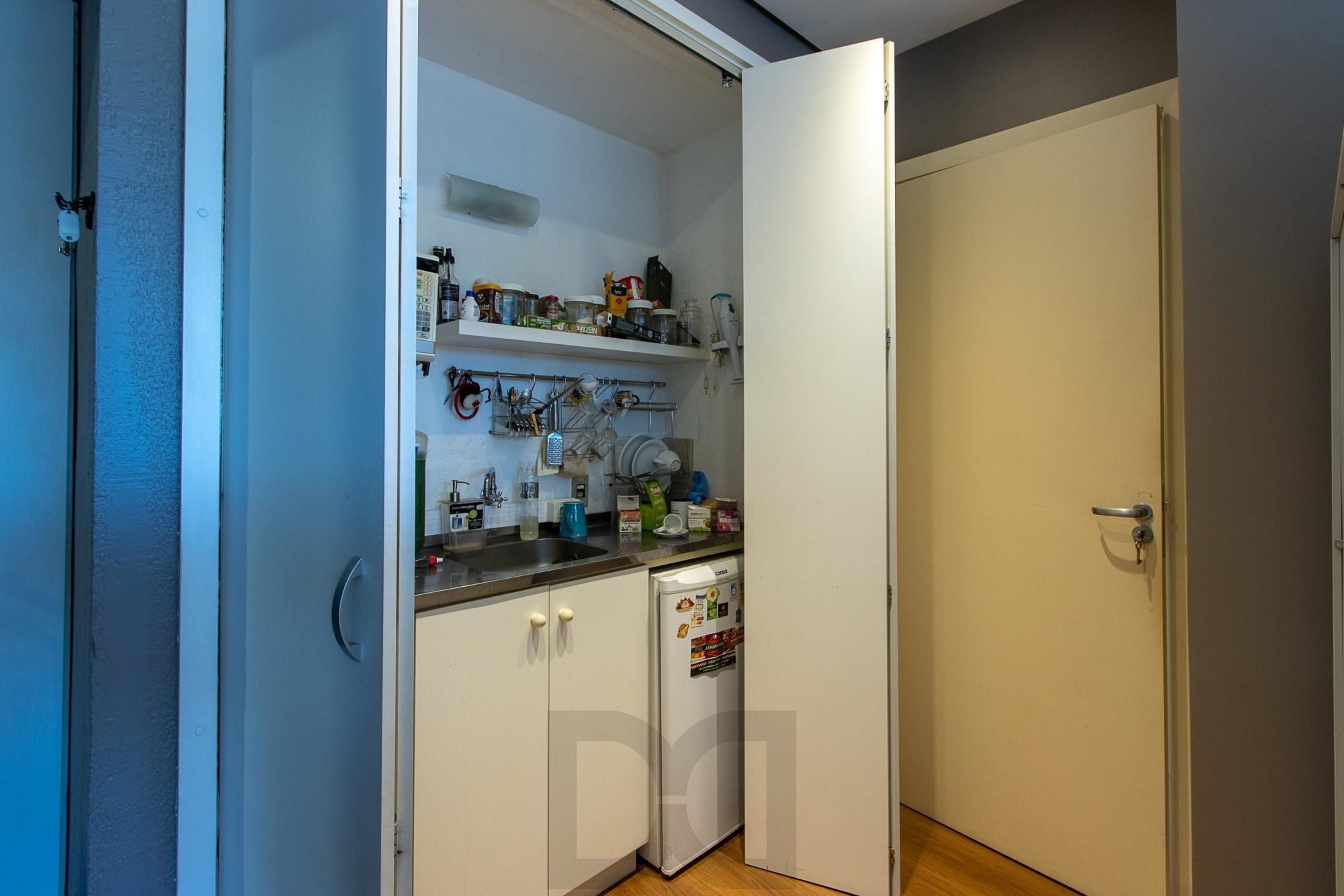 Sala Comercial Duplex à Venda no Bairro Petrópolis – Edifício João Abbott — foto 14
