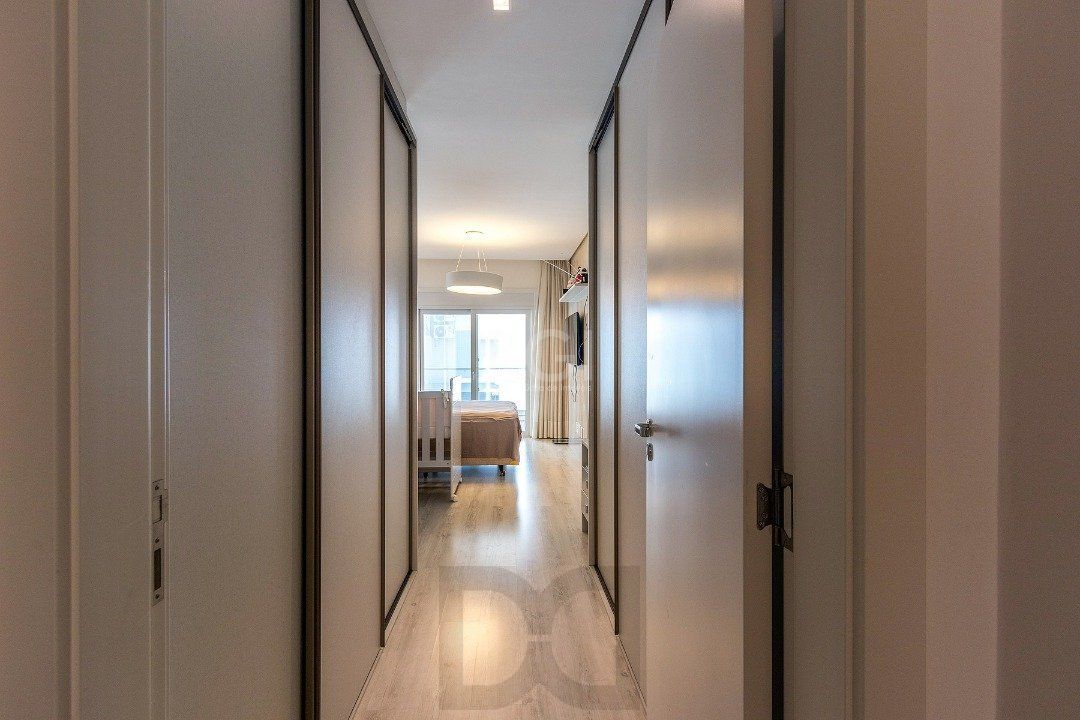 Cobertura para Venda - 319.17m², 3 dormitórios, sendo 3 suites, 4 vagas - Cristal — foto 43