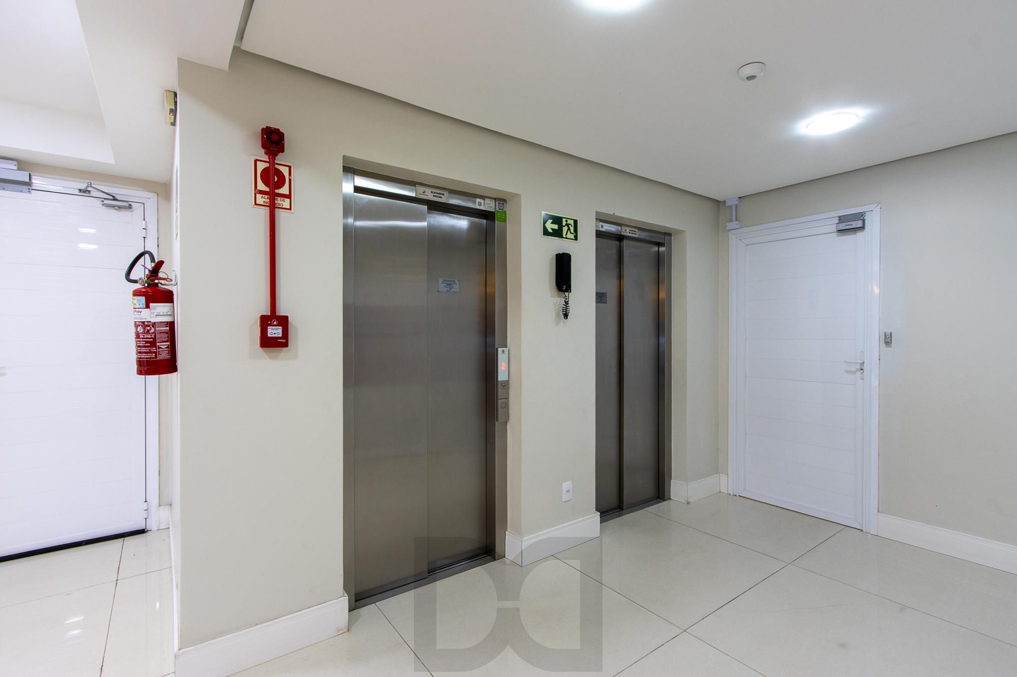 Apartamento MOBILIADO à venda - 2 dormitórios, suíte - Vista  perene — foto 29
