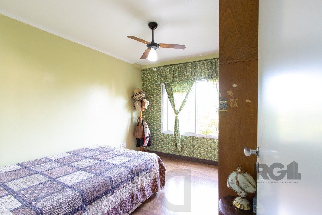 Apartamento reformado de 124m² privativos- 3 dormitórios sendo 1 suíte no bairro Medianeira — foto 16