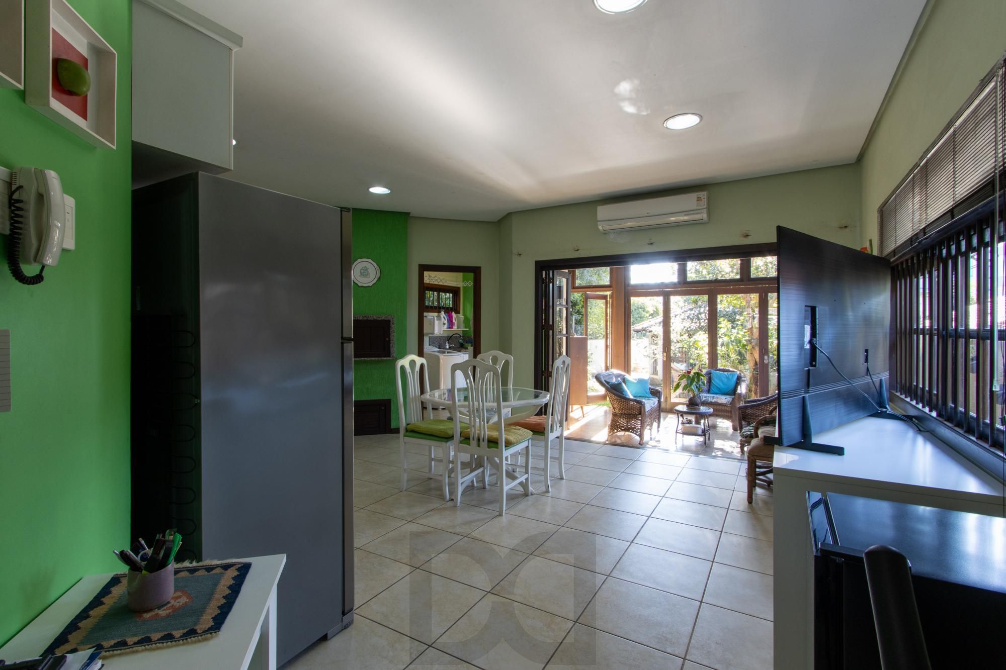 Casa com 3 quartos e 357m² à venda em Tristeza, Porto Alegre. — foto 14