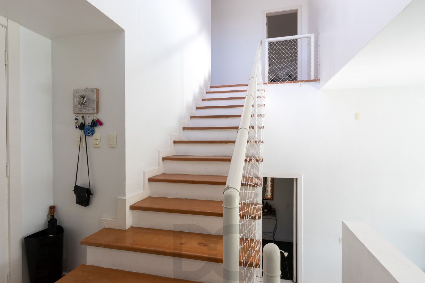 Casa para Venda - 470m², 3 dormitórios, sendo 1 suites, 6 vagas - Nonoai — foto 24