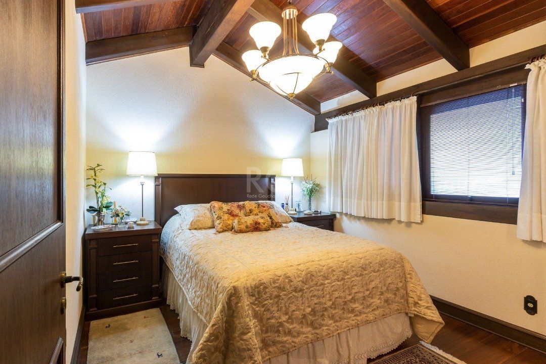 Casa para Venda - 430m², 4 dormitórios, sendo 2 suites, 4 vagas - Vila Assunção — foto 35