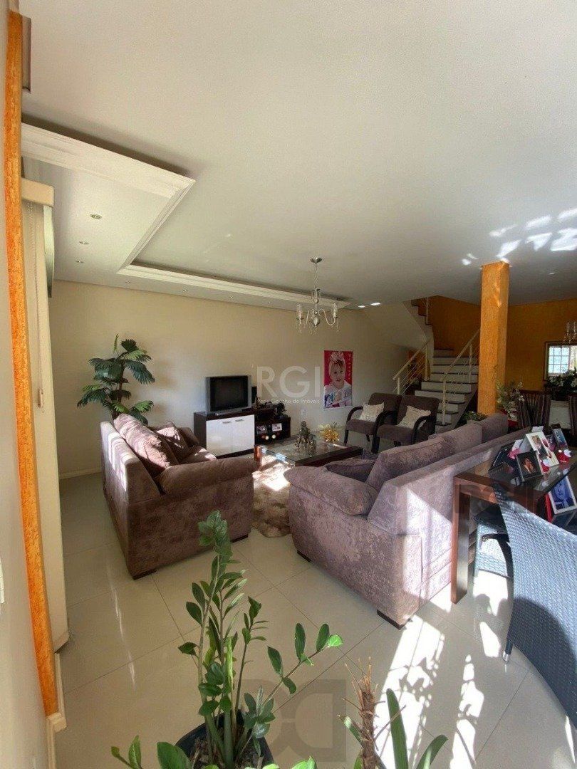 Casa para Venda - 250m², 3 dormitórios, sendo 1 suites, 2 vagas - Cristal — foto 6