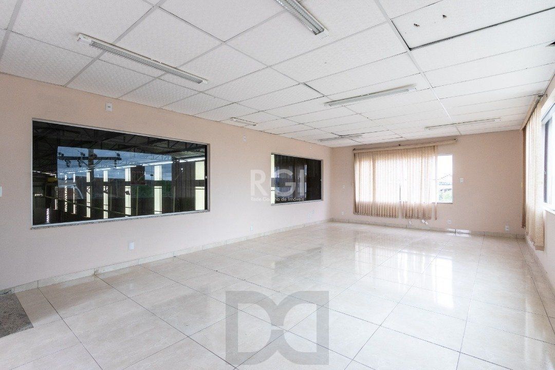 Pavilhão com área construída de cerca de 900m² — foto 12