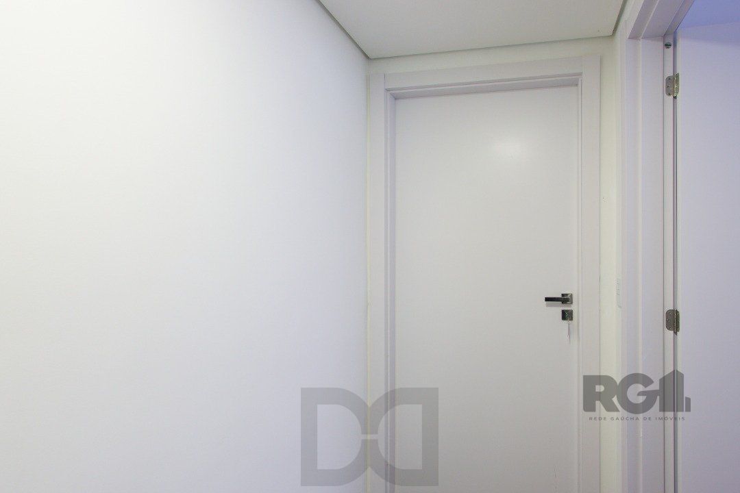 Apartamento em Porto Alegre no Bairro Petrópolis, de 2 quartos, GARDEN , semi mobiliado — foto 29