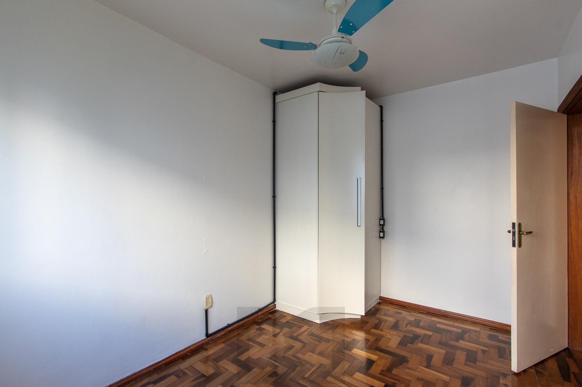 Apartamento de 2 dormitórios no bairro Camaquã. — foto 17