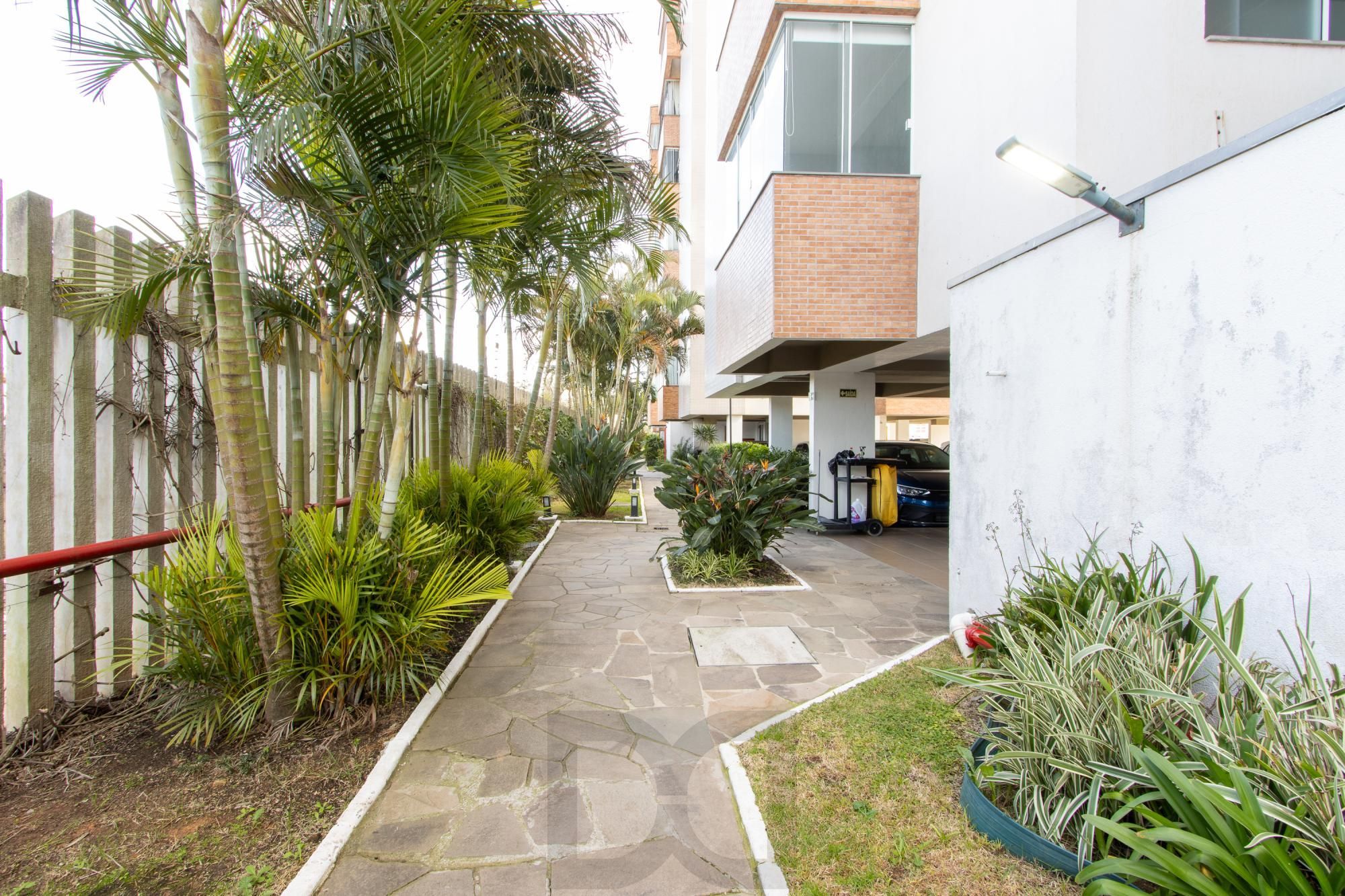 Apartamento de 2 dormitórios, na zona sul de Porto Alegre, semi-mobiliado, churrasqueira e box escriturado. — foto 24