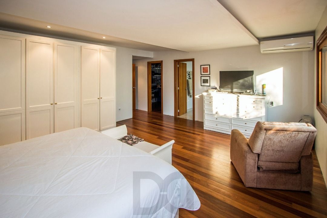 Casa para Venda - 420m², 4 dormitórios, sendo 3 suites, 5 vagas - Tristeza — foto 22