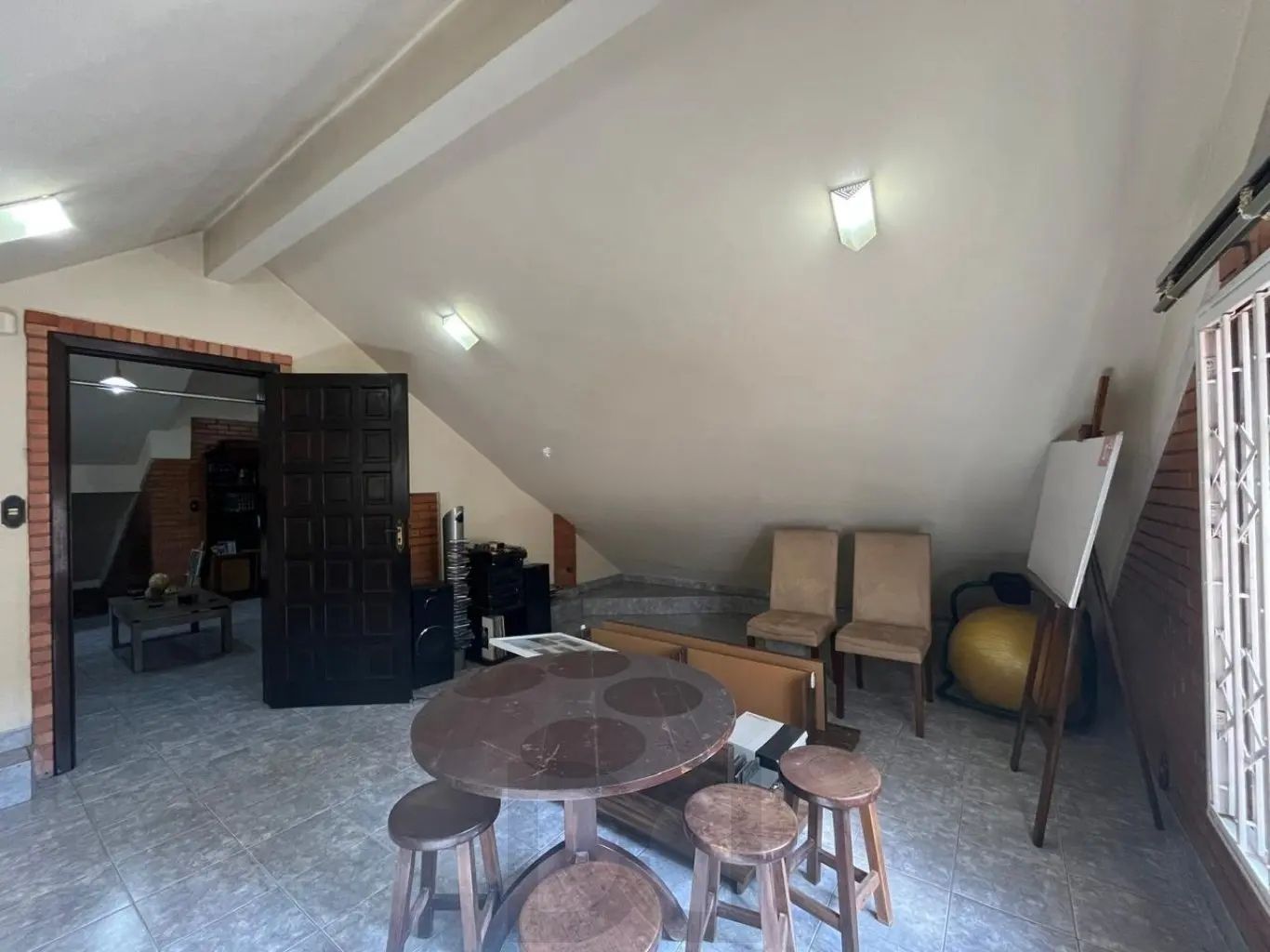 Casa com 4 quartos e 2 lareiras no bairro Belém Velho — foto 36