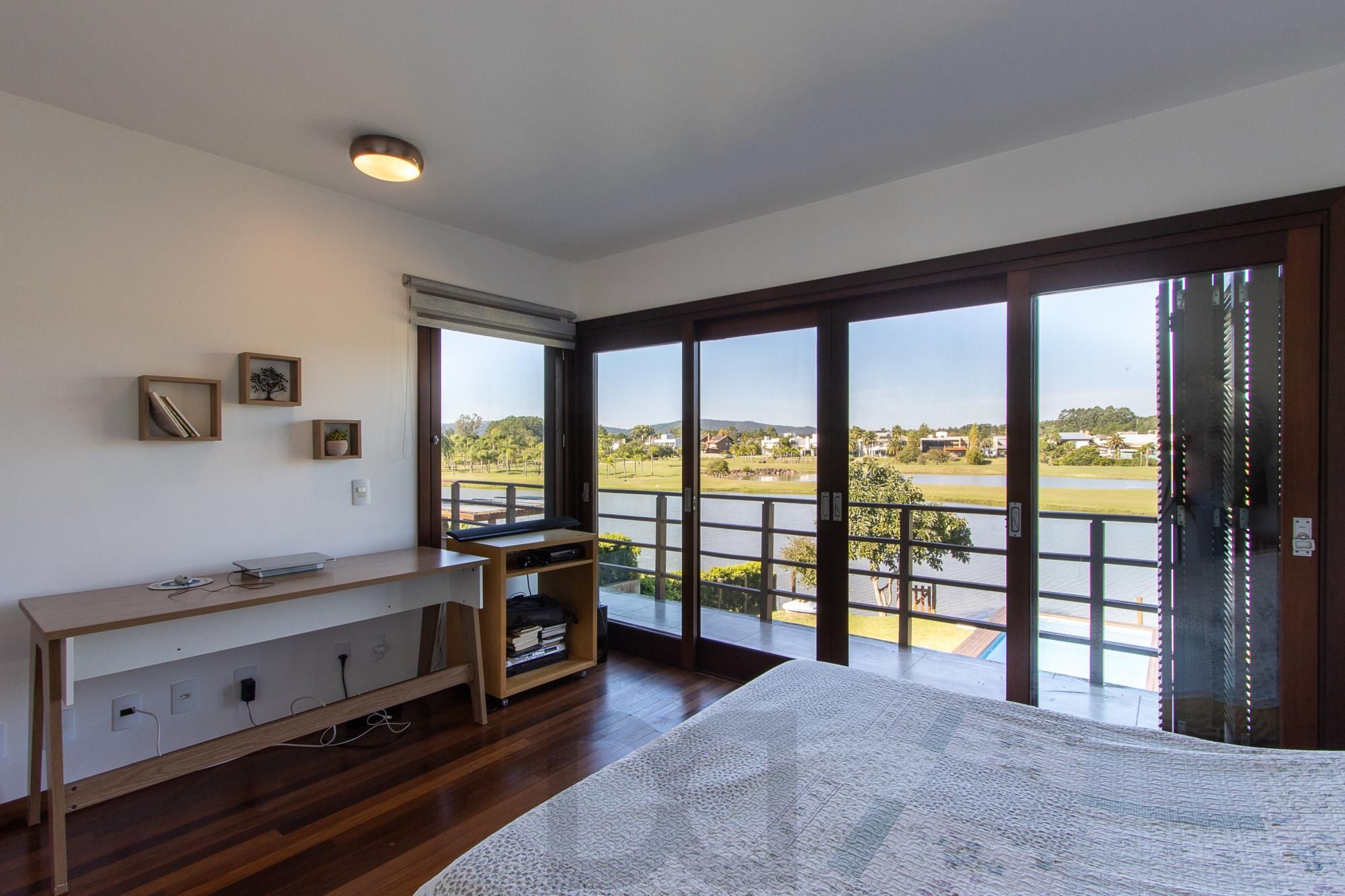 Casa no Condominio Terra Ville. 3 suites, com fundo para o lago. — foto 46