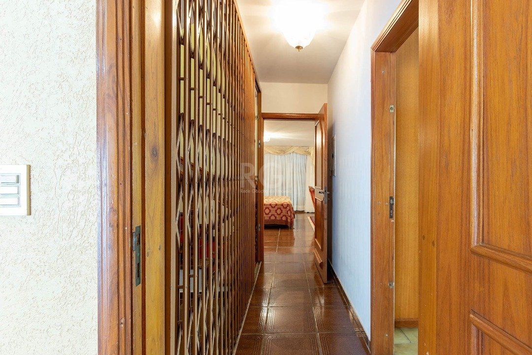 Casa para Venda - 725m², 4 dormitórios, sendo 1 suites, 4 vagas - Vila Assunção — foto 54