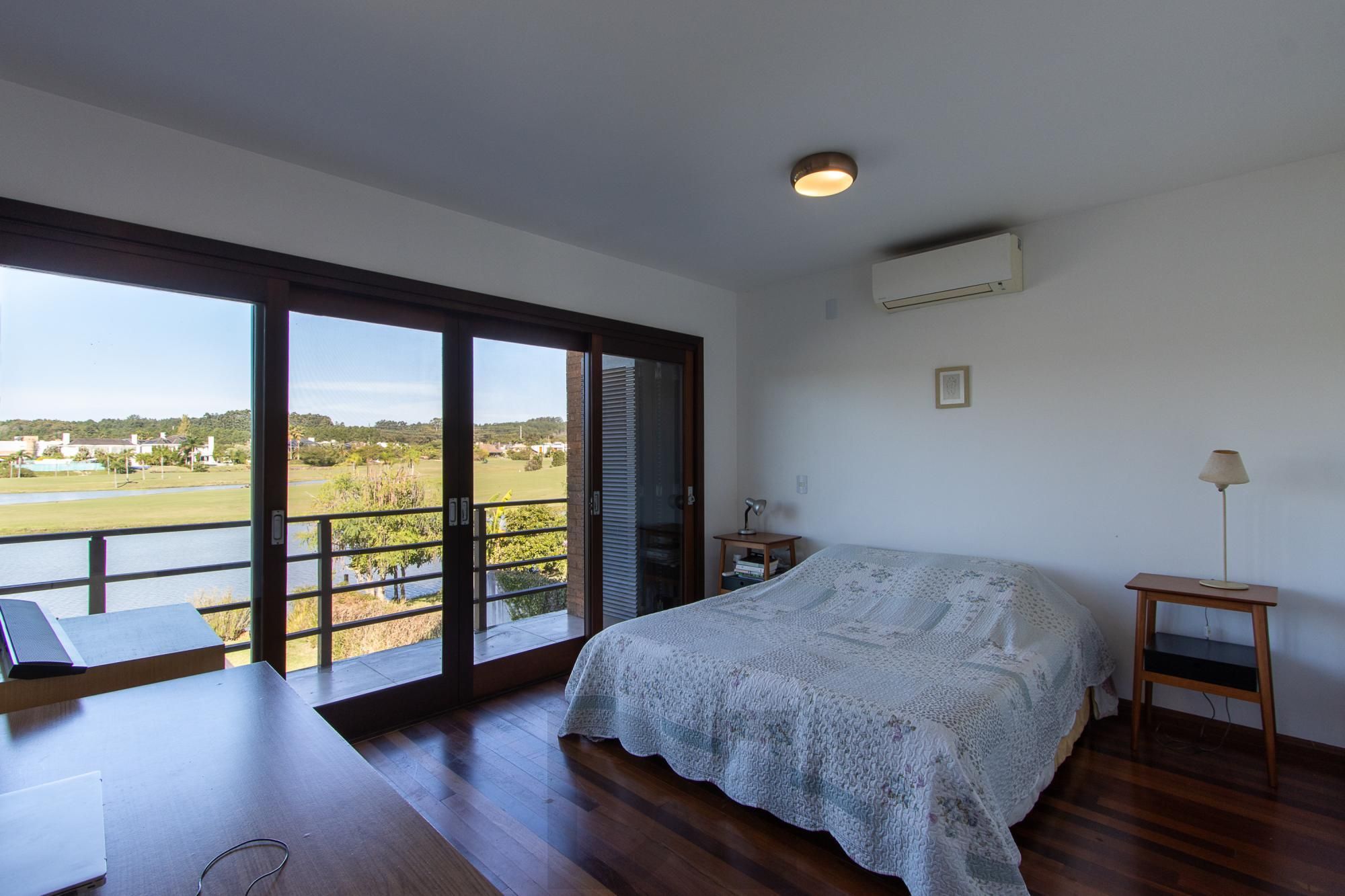 Casa no Condominio Terra Ville. 3 suites, com fundo para o lago. — foto 45