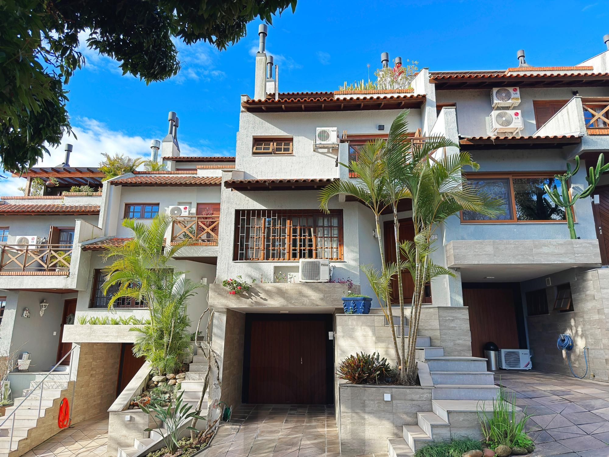 Casa de Condomínio com 3 Suítes, no bairro Tristeza — foto 53