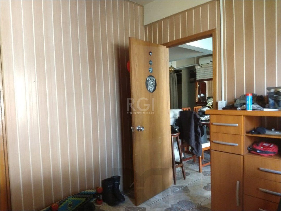 Casa para Venda - 322.4m², 2 dormitórios, 7 vagas - Cristal — foto 9