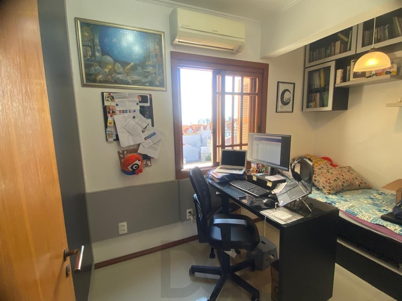 Excelente apartamento 3 dormitórios sendo 01 suíte, Sacada e com Òtima Posição Solar — foto 17