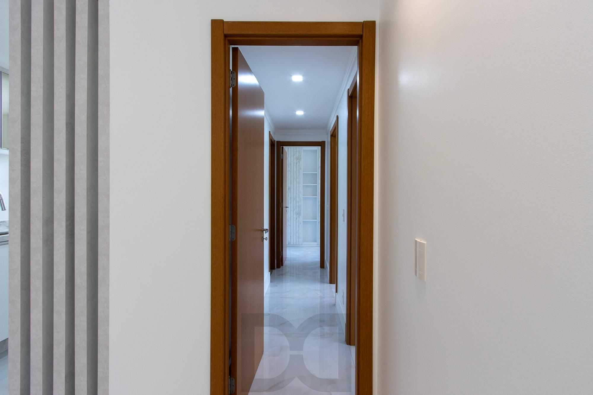 Apartamento totalmente reformado e impecável para locação - 3 quartos sendo uma suíte - Bairro Cavalhada — foto 24