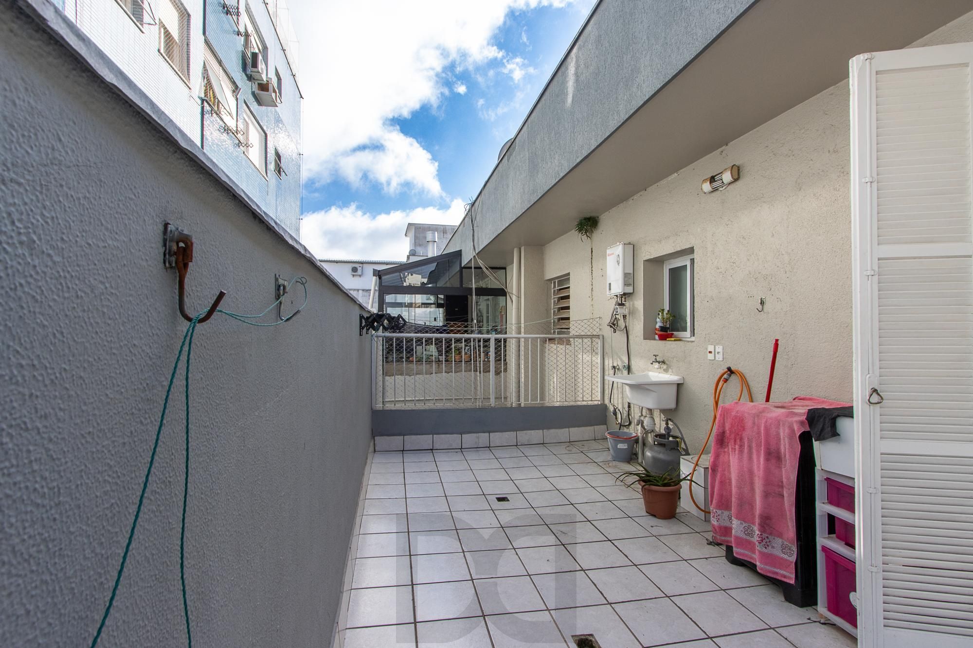 Apartamento 2 Dormitórios no Menino Deus — foto 10