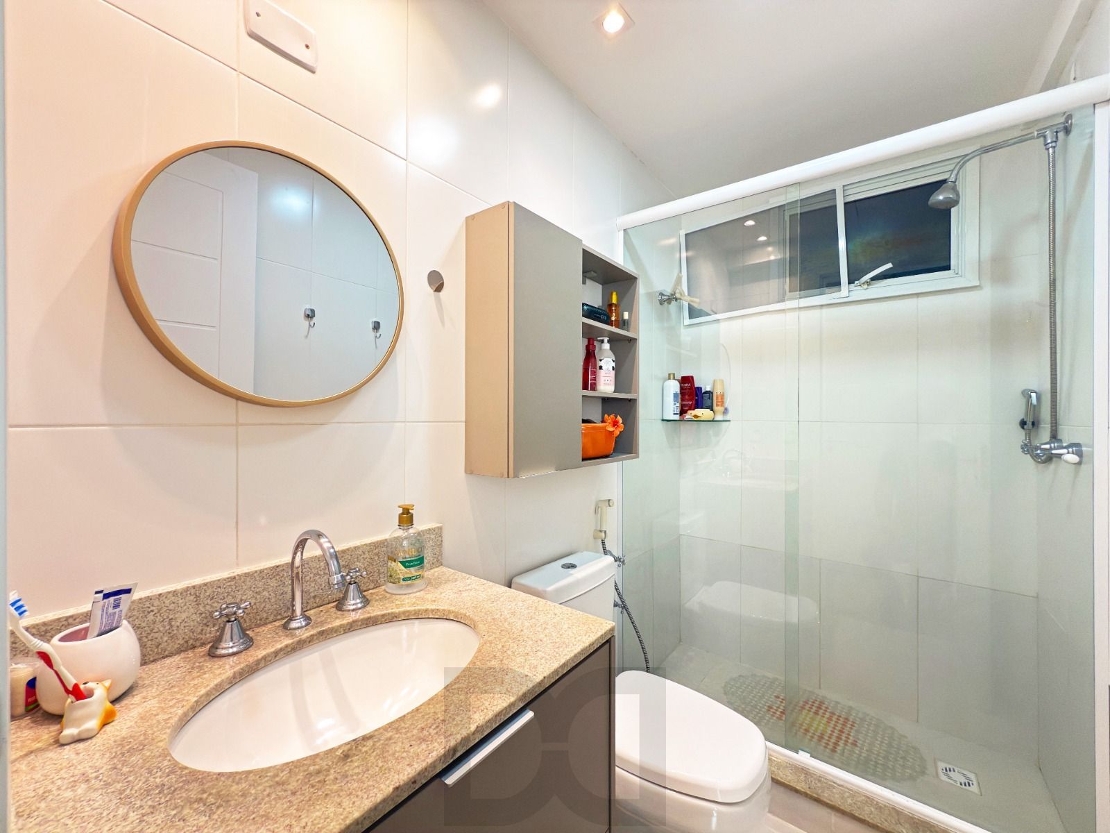 Excelente apartamento de 3 dormitórios, 1 suíte e 2 vagas de garagem. — foto 32