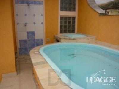 casa com 4 dormitórios, sendo uma suíte , e 530 area privativa — foto 37