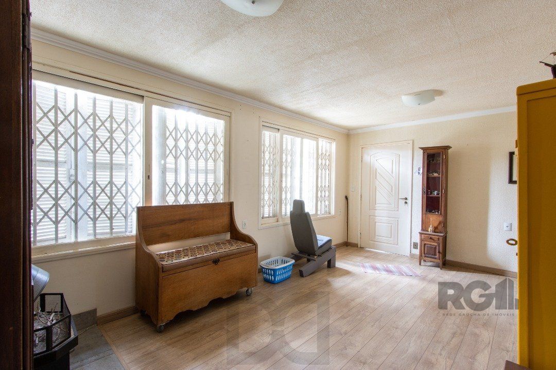Casa para Venda - 239m², 5 dormitórios, sendo 1 suites, 2 vagas - Hipica — foto 10