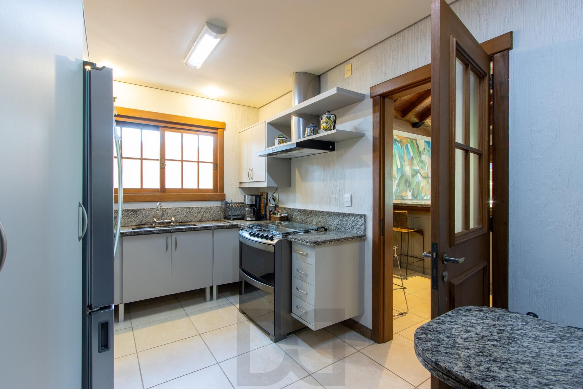 Casa à venda no Terra Ville com 6 dormitórios e fundo para o lago. — foto 14