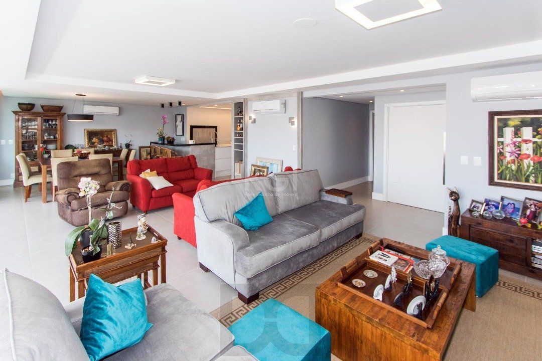 Cobertura para Venda - 230.43m², 3 dormitórios, sendo 3 suites, 2 vagas - Menino Deus — foto 8
