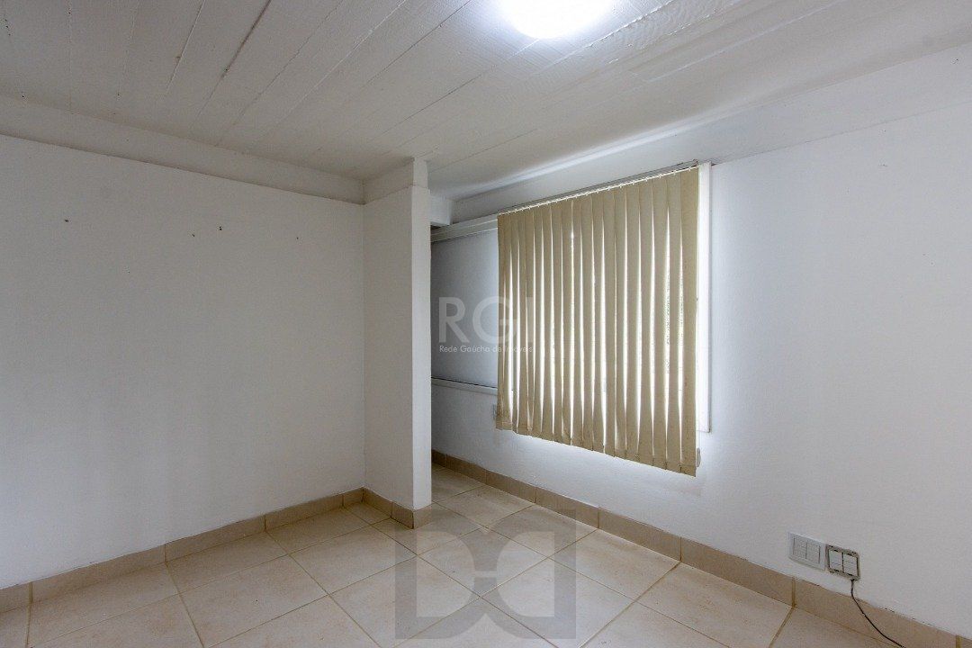 Casa para Venda - 180m², 3 dormitórios, sendo 1 suites, 2 vagas - Ipanema — foto 34