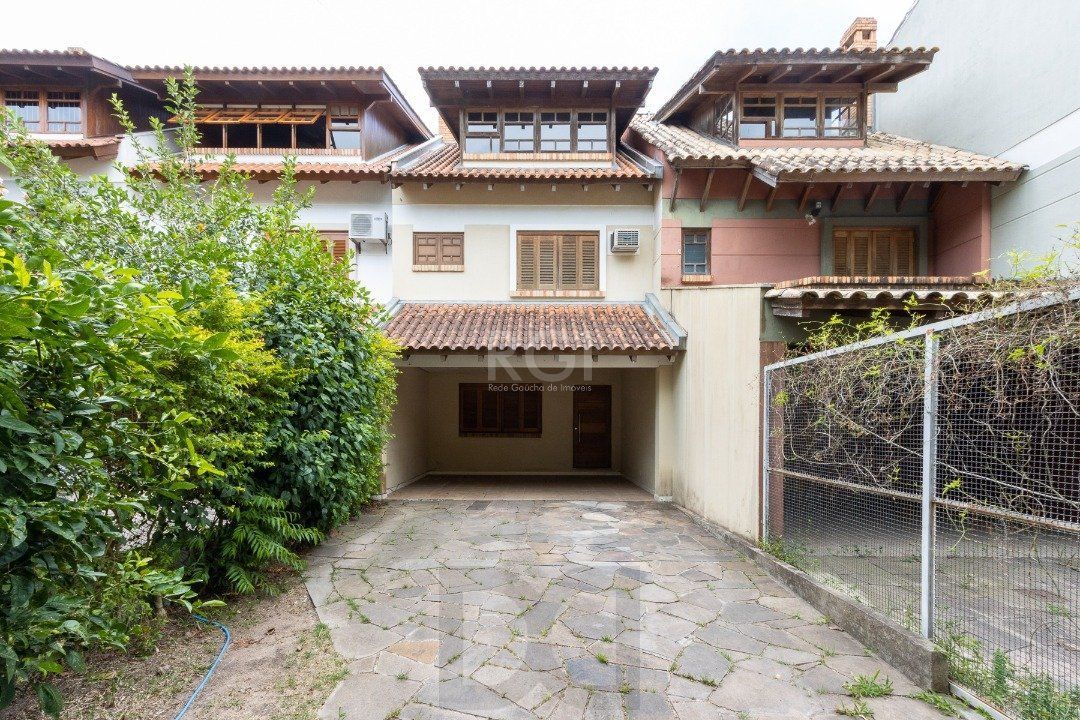 Casa para Venda - 181.99m², 3 dormitórios, sendo 1 suites, 2 vagas - Jardim Isabel — foto 1