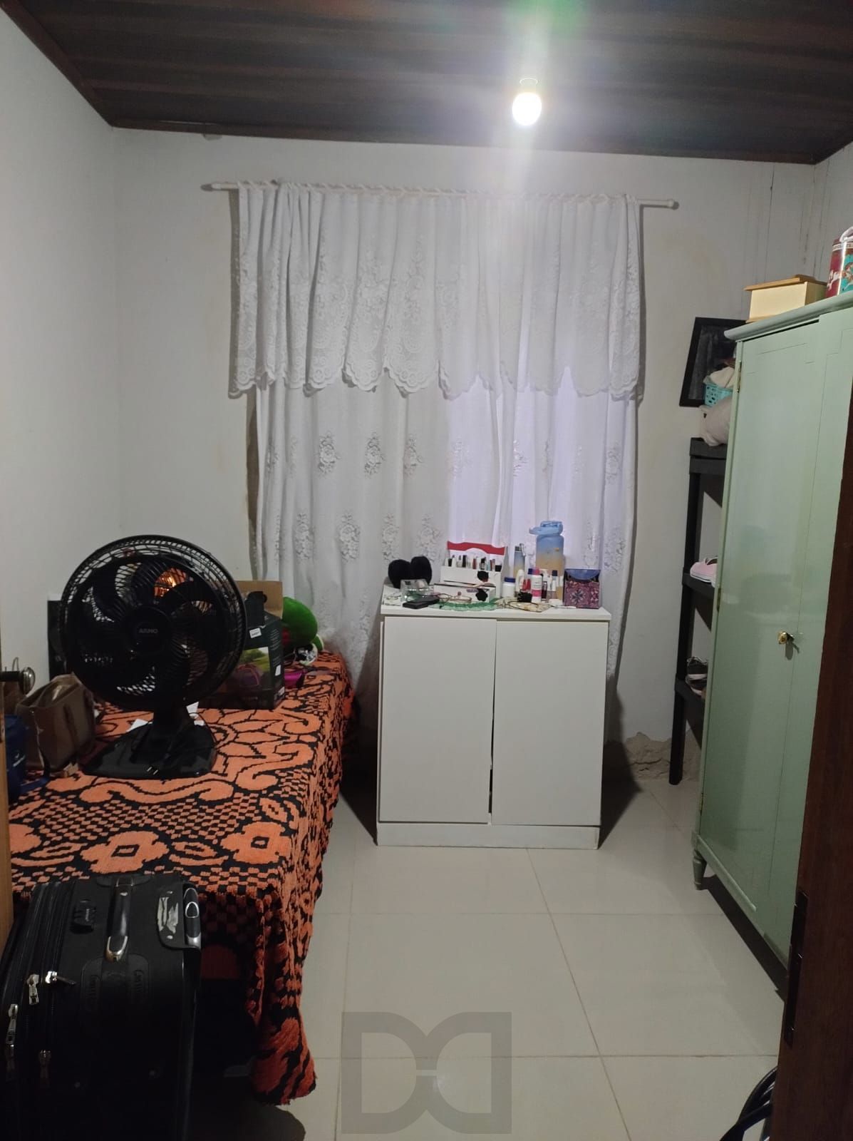 Casa para Venda - 182m², 2 dormitórios, sendo 1 suites, 3 vagas - Lami — foto 12