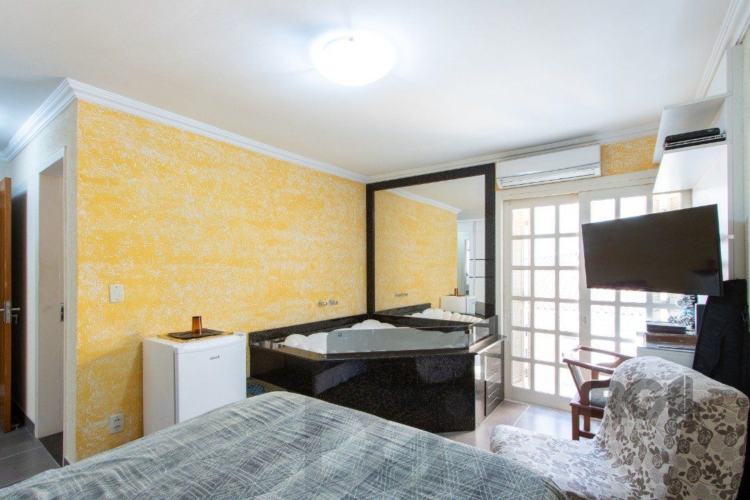 Casa para Venda - 254m², 4 dormitórios, sendo 3 suites, 5 vagas - Espirito Santo — foto 57
