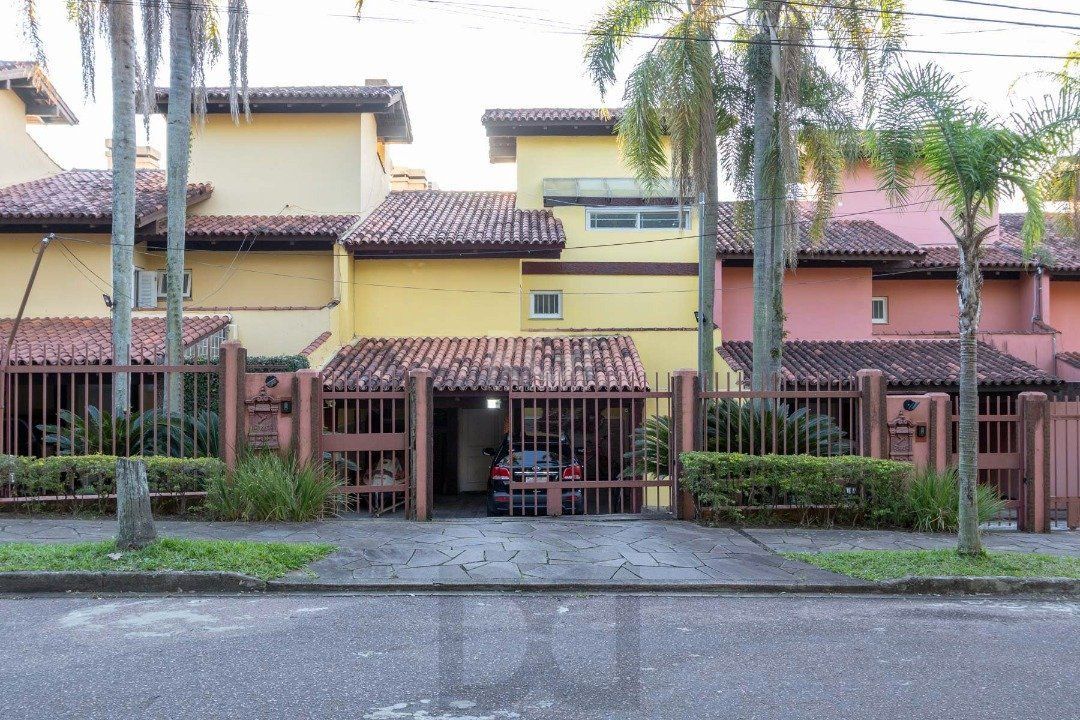 Casa Condominio para Venda - 381.1m², 4 dormitórios, sendo 2 suites, 4 vagas - Santa Tereza — foto 1