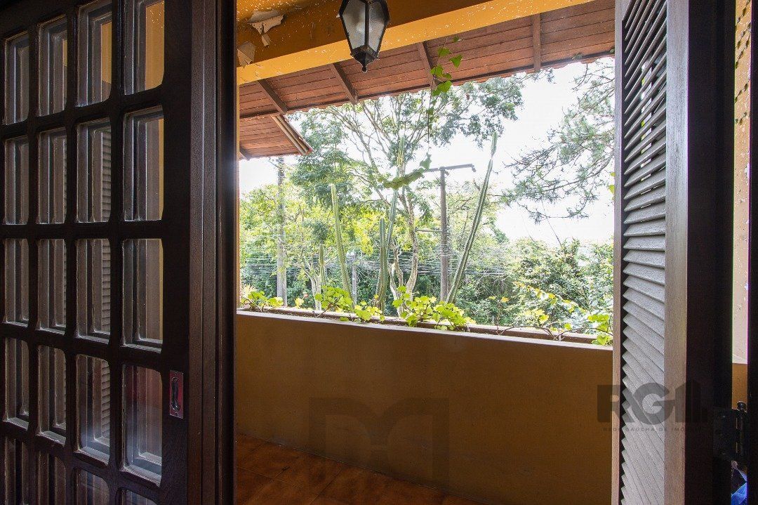 Casa para Venda - 300m², 3 dormitórios, sendo 1 suites, 4 vagas - Nonoai — foto 52